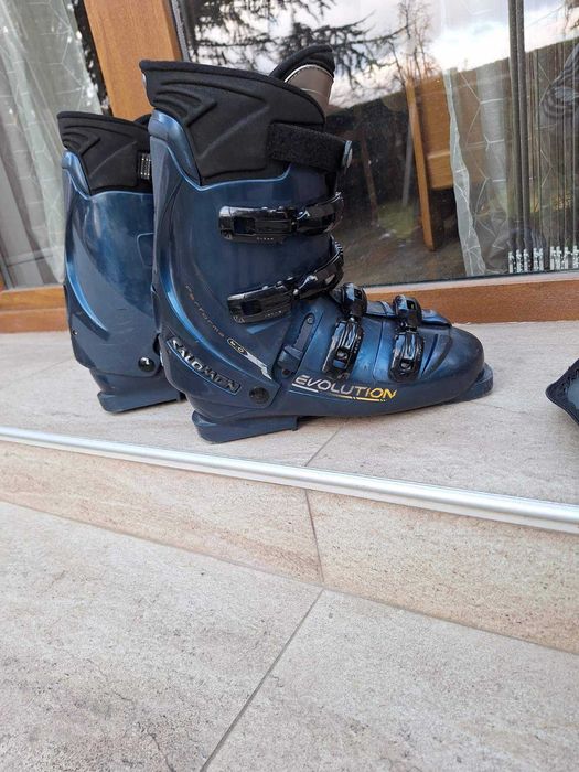 Ски комплект много запазен