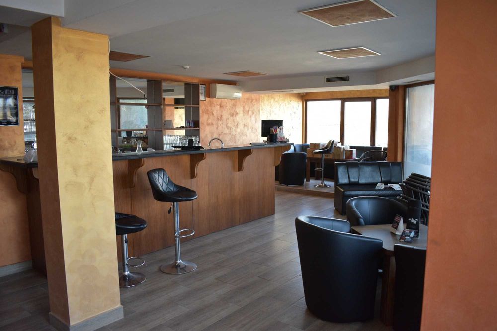 Продава се Хотел в Шабла - 1361 кв.м за 181 €/кв.м - Снимка #2