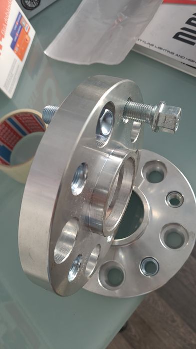 2 Distantieri Bmw grosime 25 mm 5x120 dubla prindere filet 12x1.5