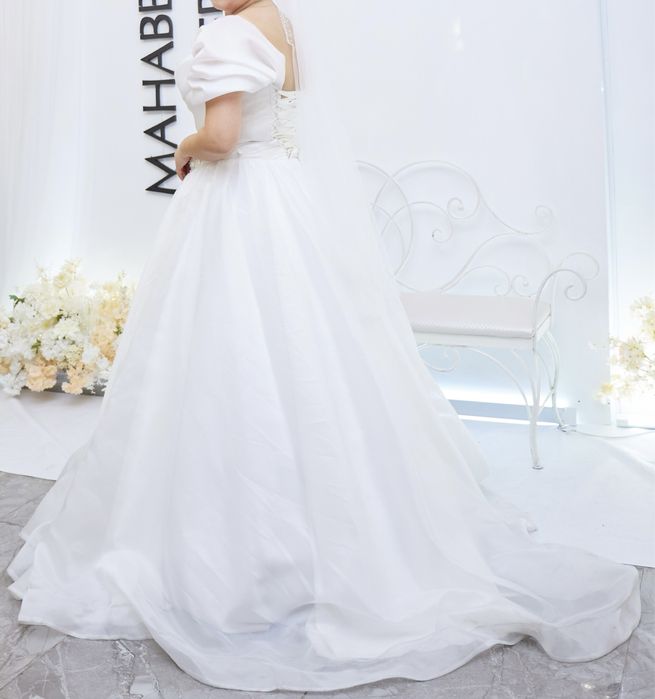 Продаю новое Свадебное платье