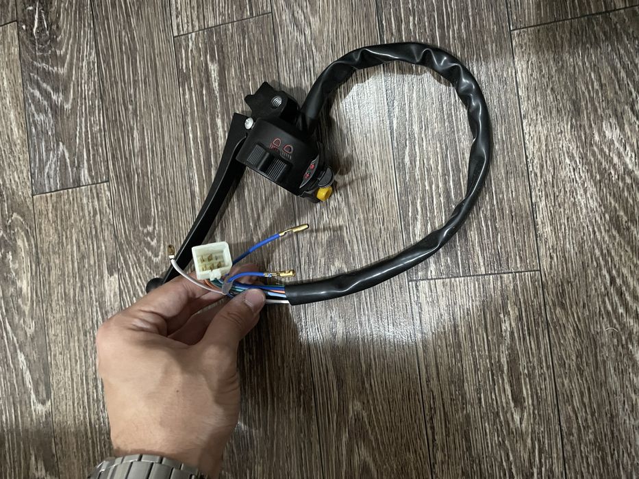 Левая ручка (Пульт) новый