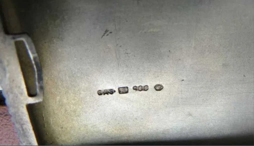 Veche,speciala. tabachera argint masiv 900 semnata disigner austriac