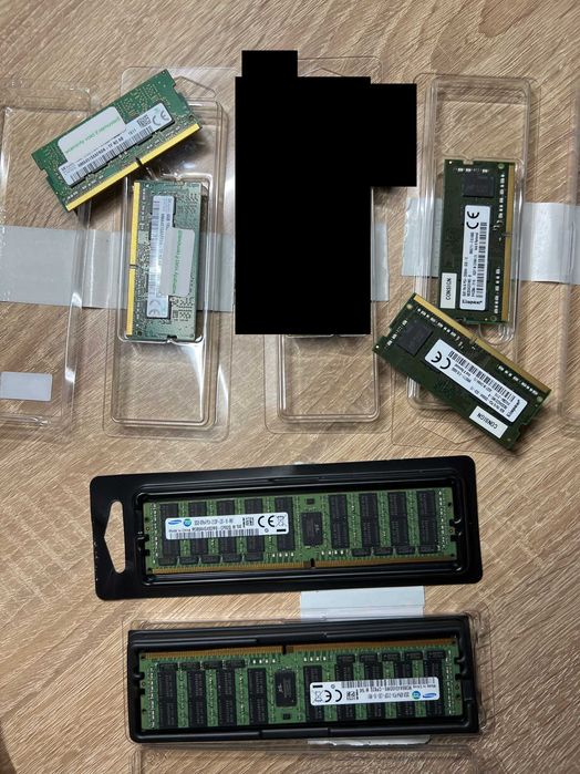 Памет Samsung DDR4-2133 PC4-17000 4RX4 LRDIMM ECC 2 x 32gb