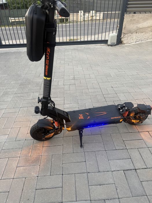 Trotineta electica KuKirin G2 master (2026) cheie, 2 motoare 2*1000W, Autonomie 70km, Baterie 52V 20, 8 A.