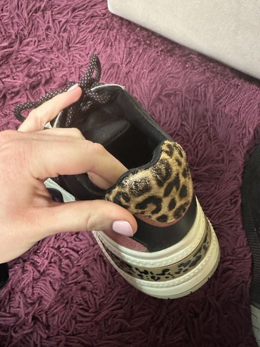 Обувки на Liu Jo