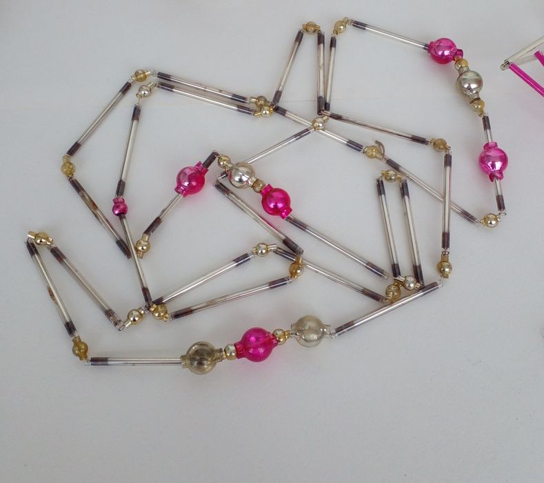 Советские, елочные игрушки и бусы из стекляруса, 50-е годы