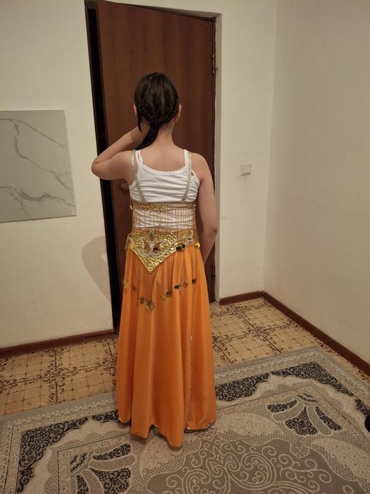 Национальный костьюм для девочек,арабский