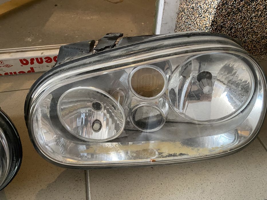 Фарове за Голф 4