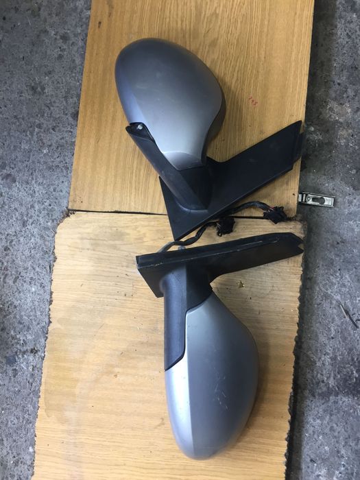 Seat altea 2008 FR огледала