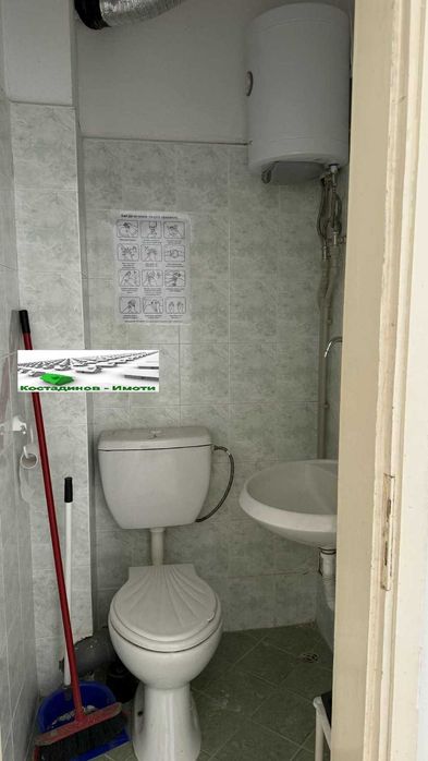 Дава се под наем Магазин в Пловдив, Център - 42 кв.м за 318.75 € - Снимка #3