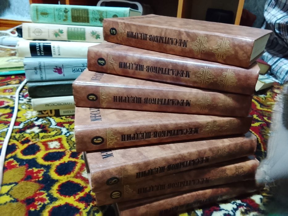 Продам книги очень много разного содержания