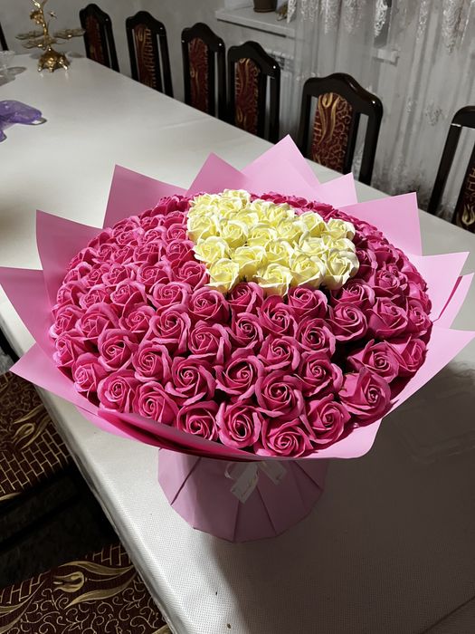 Цветы , гул , мылные розы