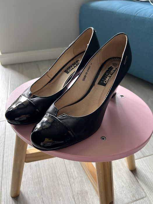 Дамски обувки с ток Fabiano