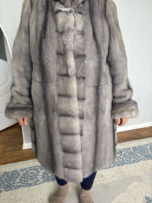 Шуба в отличном состояний