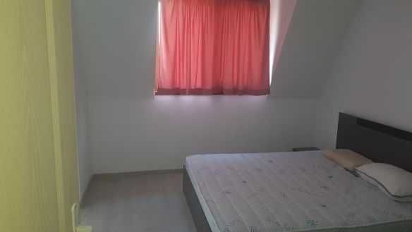 Дава се под наем Тристаен апартамент в Бургас, Център - 130 кв.м за 127.5 € - Снимка #5