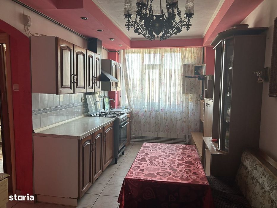 3 Camere transformat in 2,Dacia