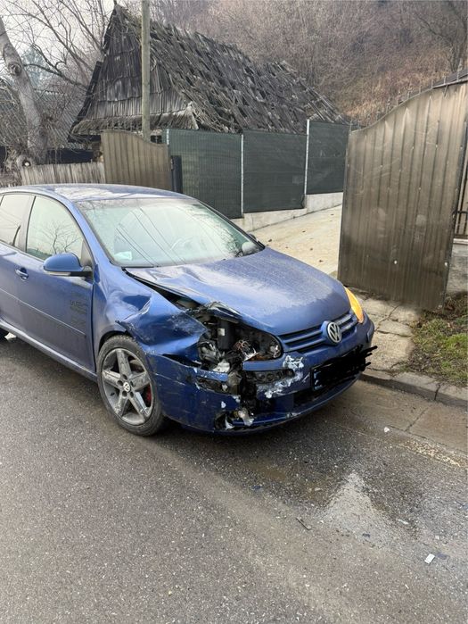 Vând/ Dezmembrez Golf 5 2.0 BKD