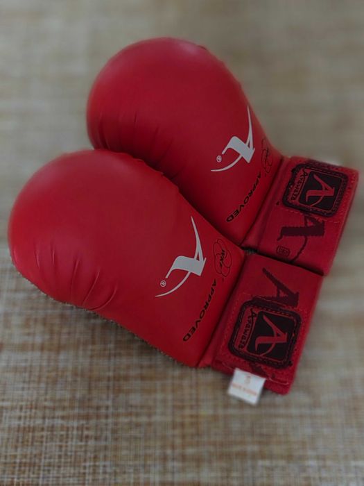 Перчатки для каратэ (S)