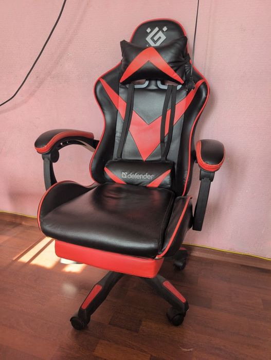 Игровое кресло defender
