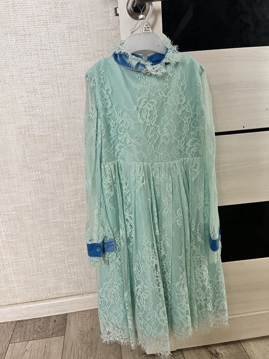 Продам Платье детское