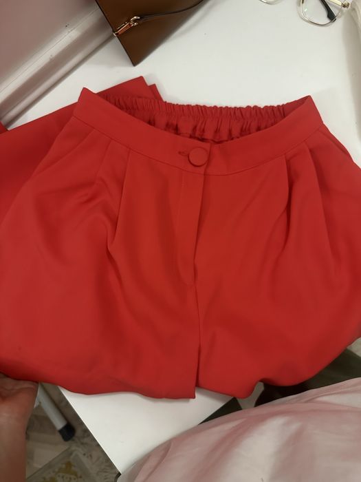 Костюм с брюками