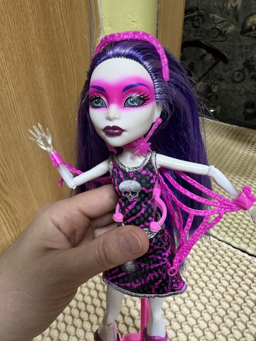 Продам куклу монстр хай!