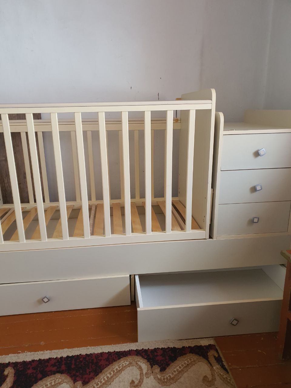 Damari shop cot bed