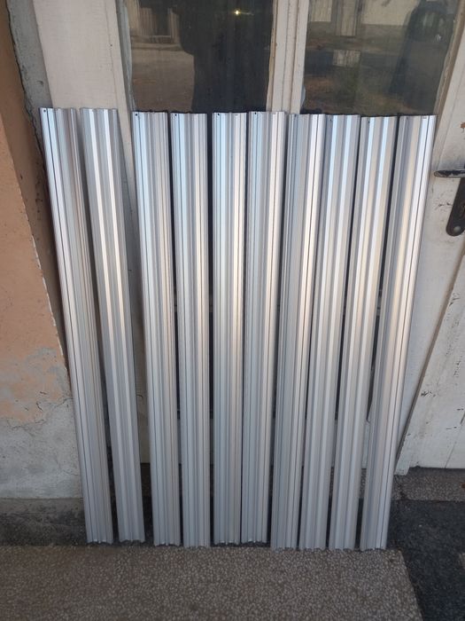 Алуминиеви профили с размери  112 х 7,5 х 1,2  см. 160 бр.