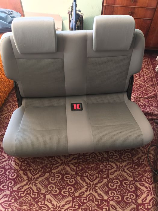 Пасат на части 2.5тди 150кс и седалка трети ред от кади под наем