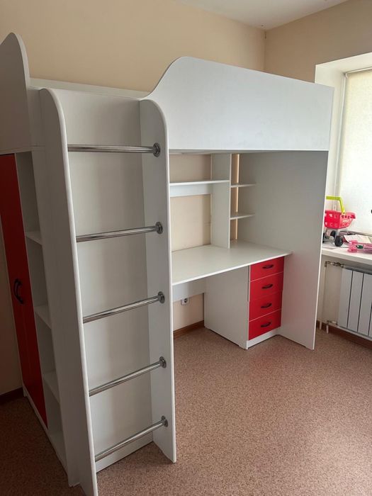 Продам детский гарнитур