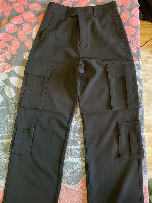 Елегантен карго панталон Stradivarius