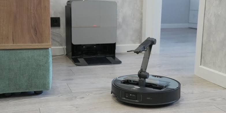 Робот-пылесос Roborock Saros Z70 ! Отличное качество