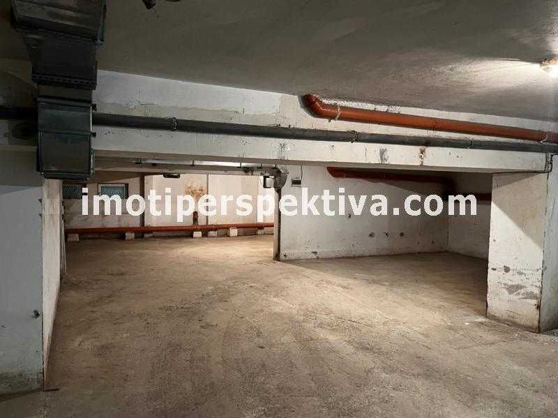 Продава се Гараж / Паркомясто в Пловдив, Кючук Париж - 150 кв.м за 443 €/кв.м - Снимка #1