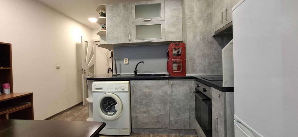 Дава се под наем Едностаен апартамент в Димитровград - 50 кв.м за 204 € - Снимка #4