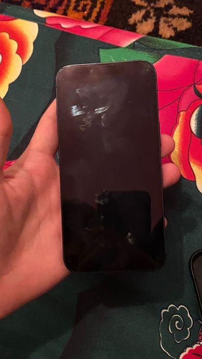 Продам айфон 13 ios 26