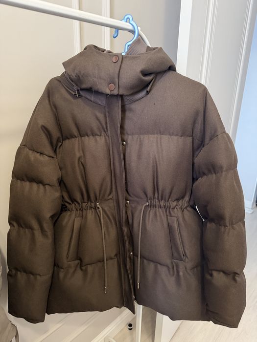 Продаю все куртки