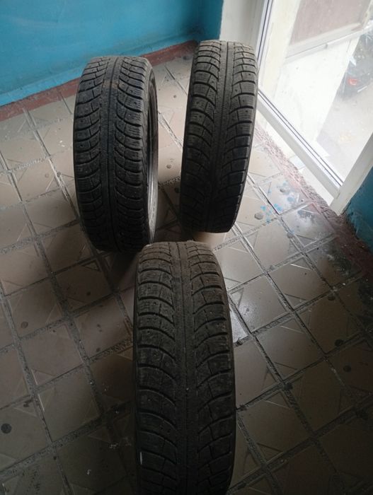 Шины зимние на продажу