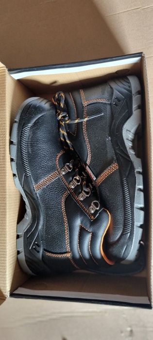 vand BOCANCI de lucru noi