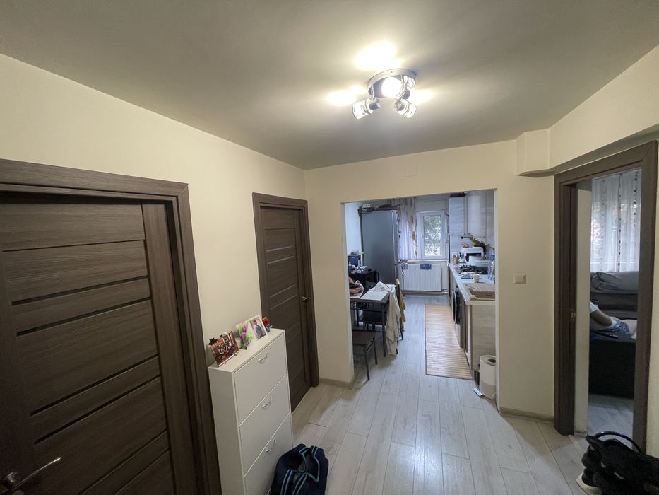 Vand apartament zona Kauffland Brailei