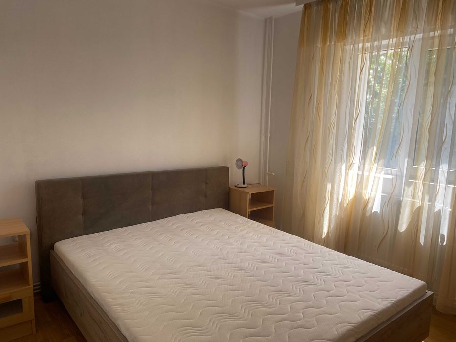 Apartament de vânzare 2 camere Grădinari, persoana fizică
