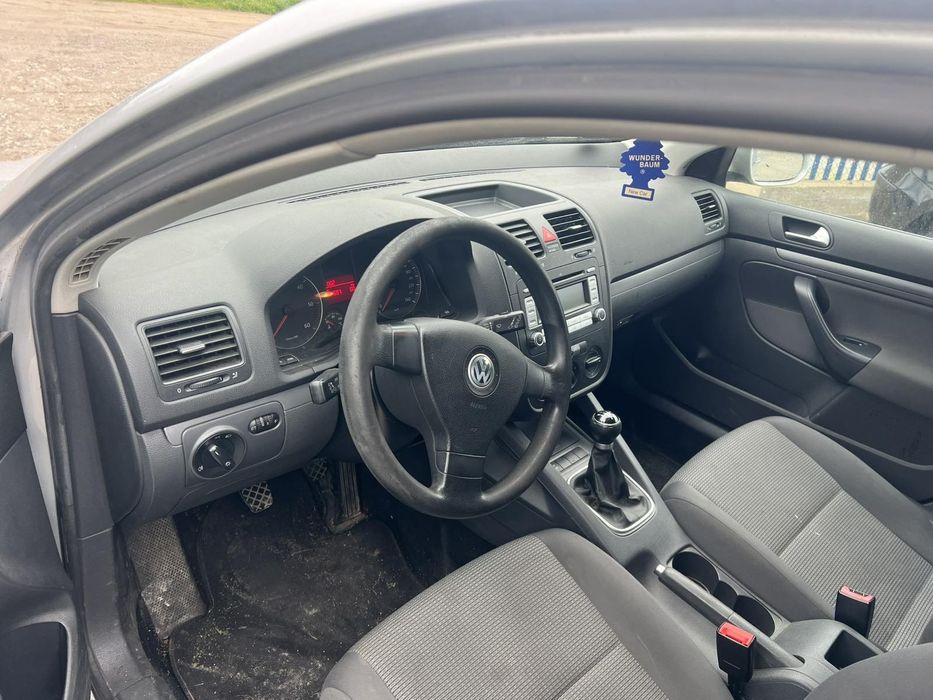 VW Golf 1.9 BLS 105 ks 2008 g