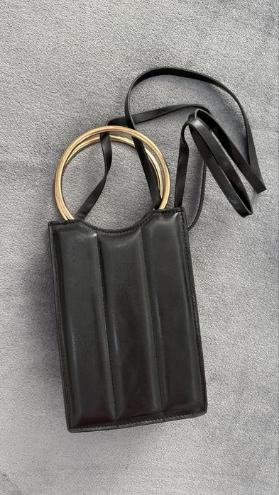 H&M Стилна малка чанта за телефон с метални дръжки