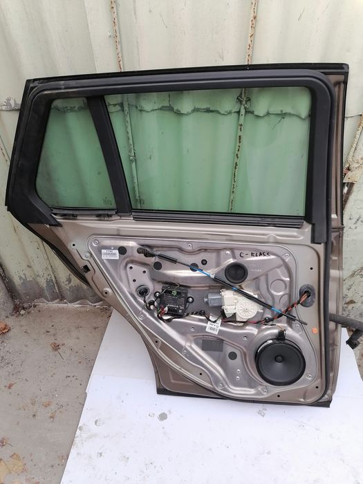 Usa Mercedes C Class break w204,2010 geam,bandou,macara,motoras, maner