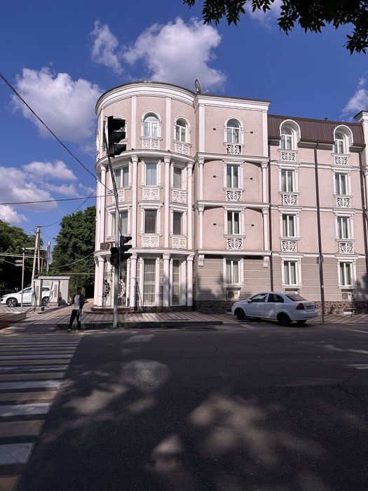 Продаётся 1 комнатная Общежитие Яккасарайский район