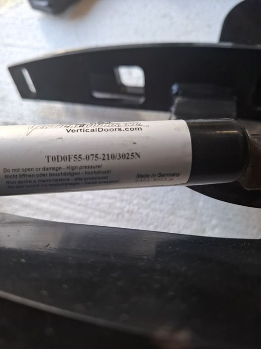 Dodge challenger vertical doors