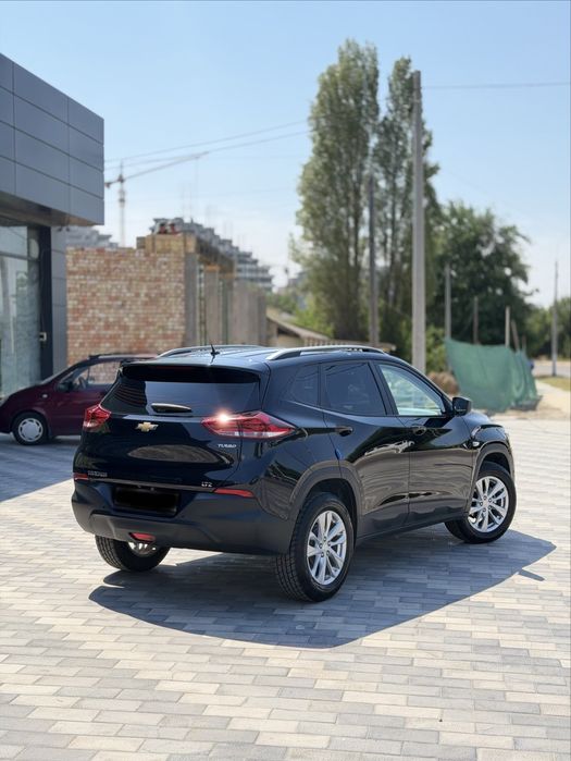 Tracker 2023 Qora LTZ Avtomat