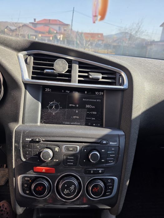 Citroën C4 II – 1.6 HDi 92 CP – 2011