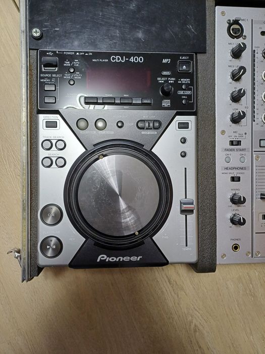 Player  Pioneer CDJ 400