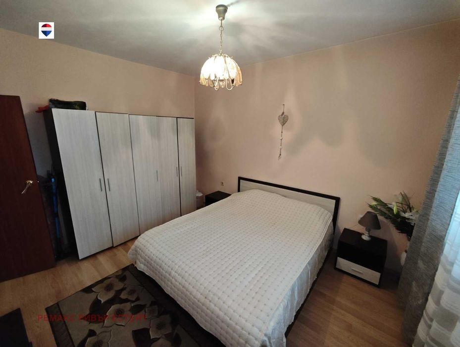 Тристаен апартамент за продажба кв. Дружба 2