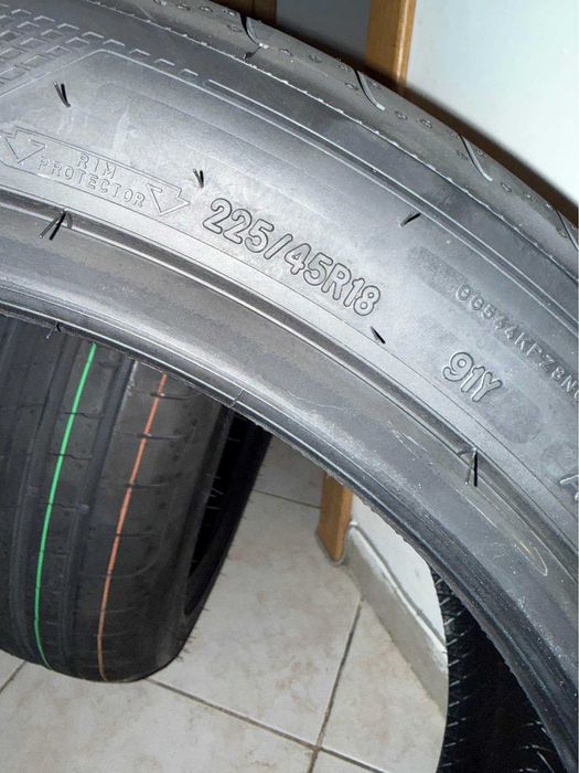 Летни гуми 225 45 r18 F1